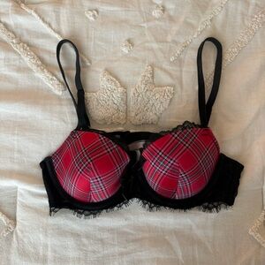 Victoria’s Secret Plaid Red and Black Lace Bra